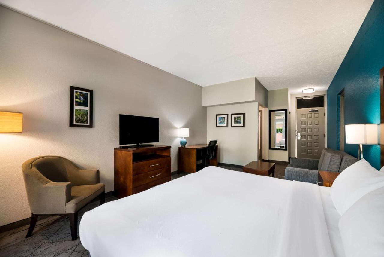 Surestay Plus Hotel By Best Western The Villages Леди-Лейк Экстерьер фото